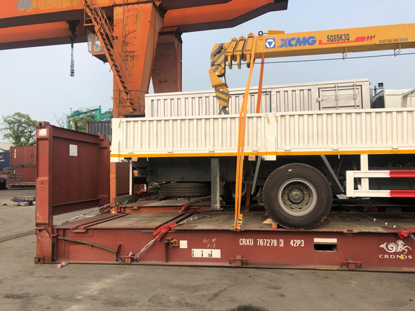隨機(jī)起重運(yùn)輸車出口注意事項(xiàng)_國(guó)際貨運(yùn)_旭洲物流